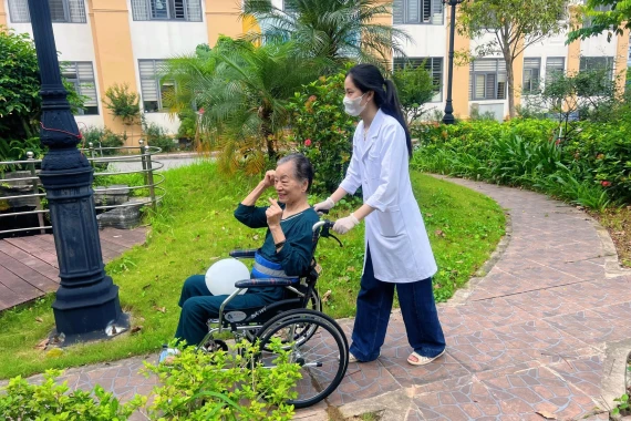 CHỦ ĐỘNG PHÒNG NGỪA NHỮNG BỆNH DO NẮNG NÓNG THƯỜNG GẶP