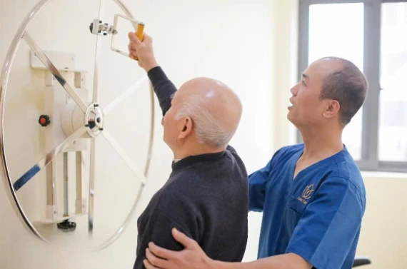 PHÒNG NGỪA LOÃNG XƯƠNG: BÍ QUYẾT GIỮ XƯƠNG CHẮC KHỎE Ở NGƯỜI CAO TUỔI