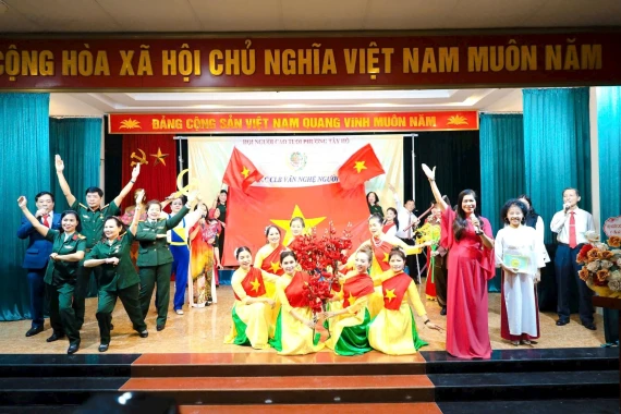 HÀ NỘI TRIỂN KHAI NHIỀU HOẠT ĐỘNG Ý NGHĨA KỶ NIỆM 85 NĂM NGÀY TRUYỀN THỐNG NGƯỜI CAO TUỔI VIỆT NAM