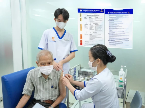 SỐT XUẤT HUYẾT GIA TĂNG: NGƯỜI CAO TUỔI CẦN ĐẶC BIỆT CẢNH GIÁC