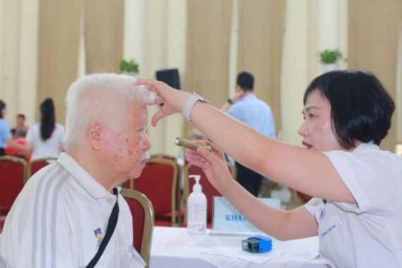 TRẢI NGHIỆM KHÁM SỨC KHỎE “0 ĐỒNG”: KHI CHÍNH SÁCH AN SINH ĐI VÀO THỰC TIỄN